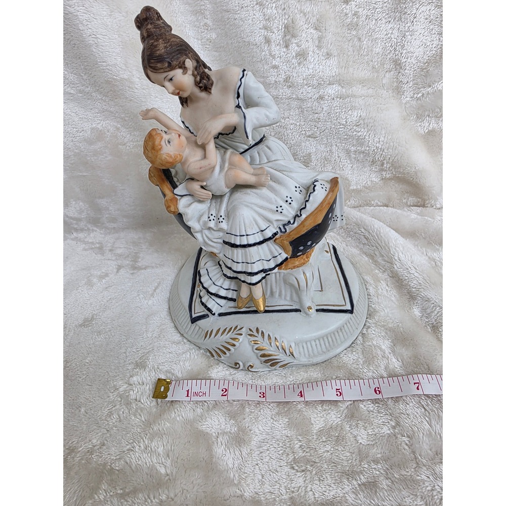 Mothers Day Marked Royal California Mother‎ and baby figurine